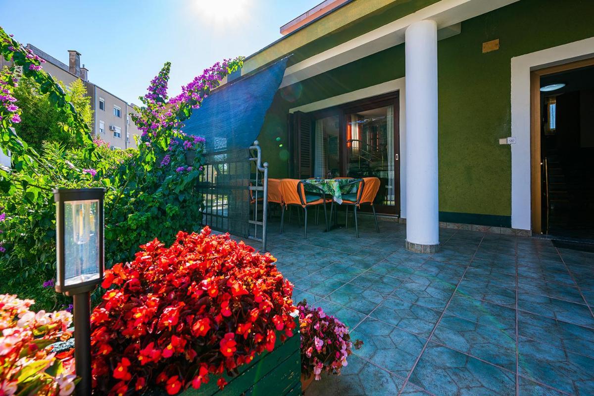 Big Swimming Pool Apartment Monvidal Πούλα Εξωτερικό φωτογραφία